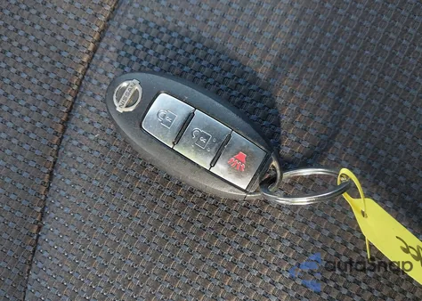 2013 Nissan Rogue Sv z USA, uszkodzony, nr VIN JN8AS5MV6DW646863